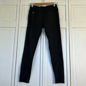 FITTN Black Legging w/ cargo right- side & pocket hidden pocket at waist EUC L